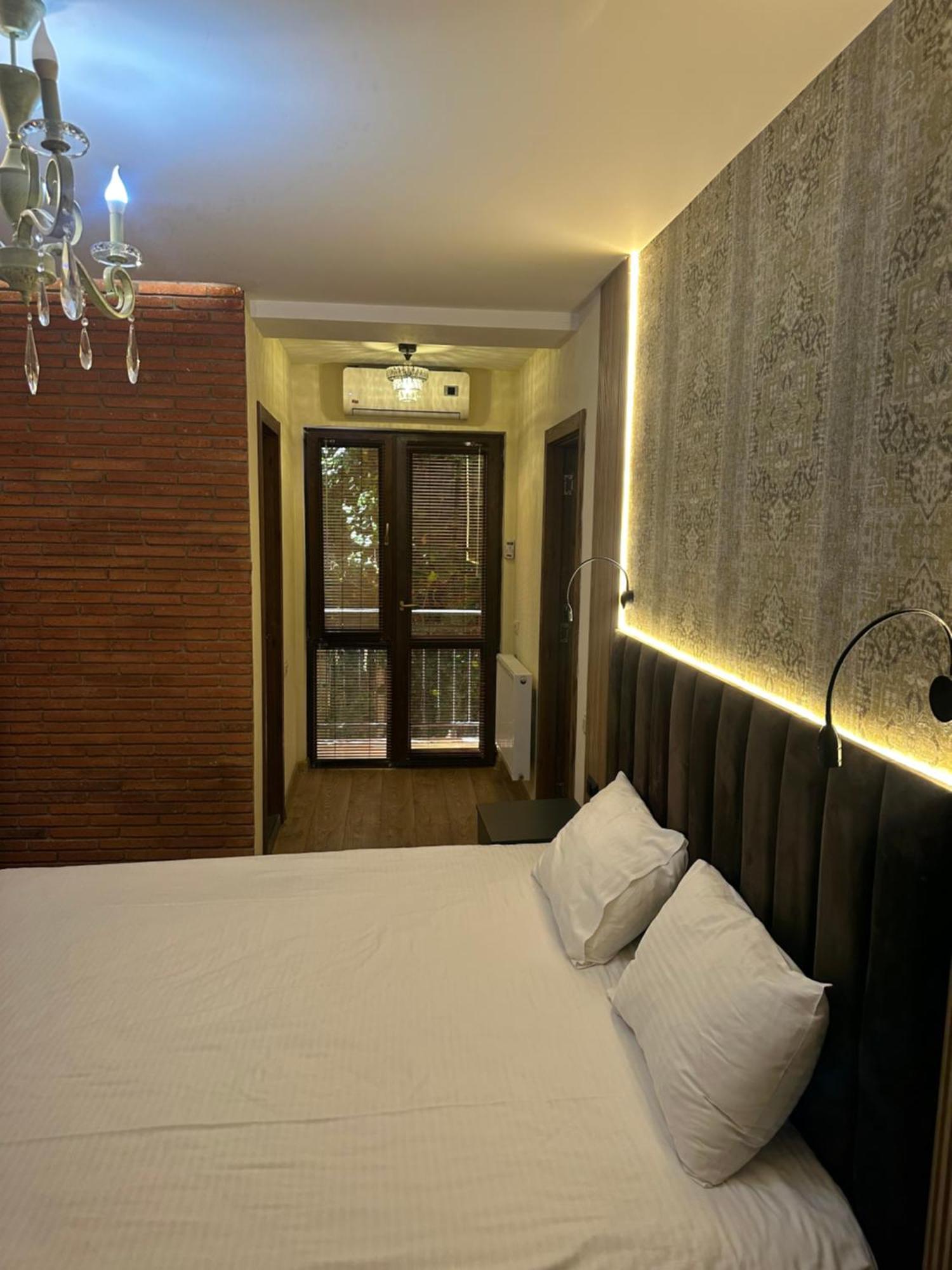 Wine Hills Hotel Tbilisi Exterior photo