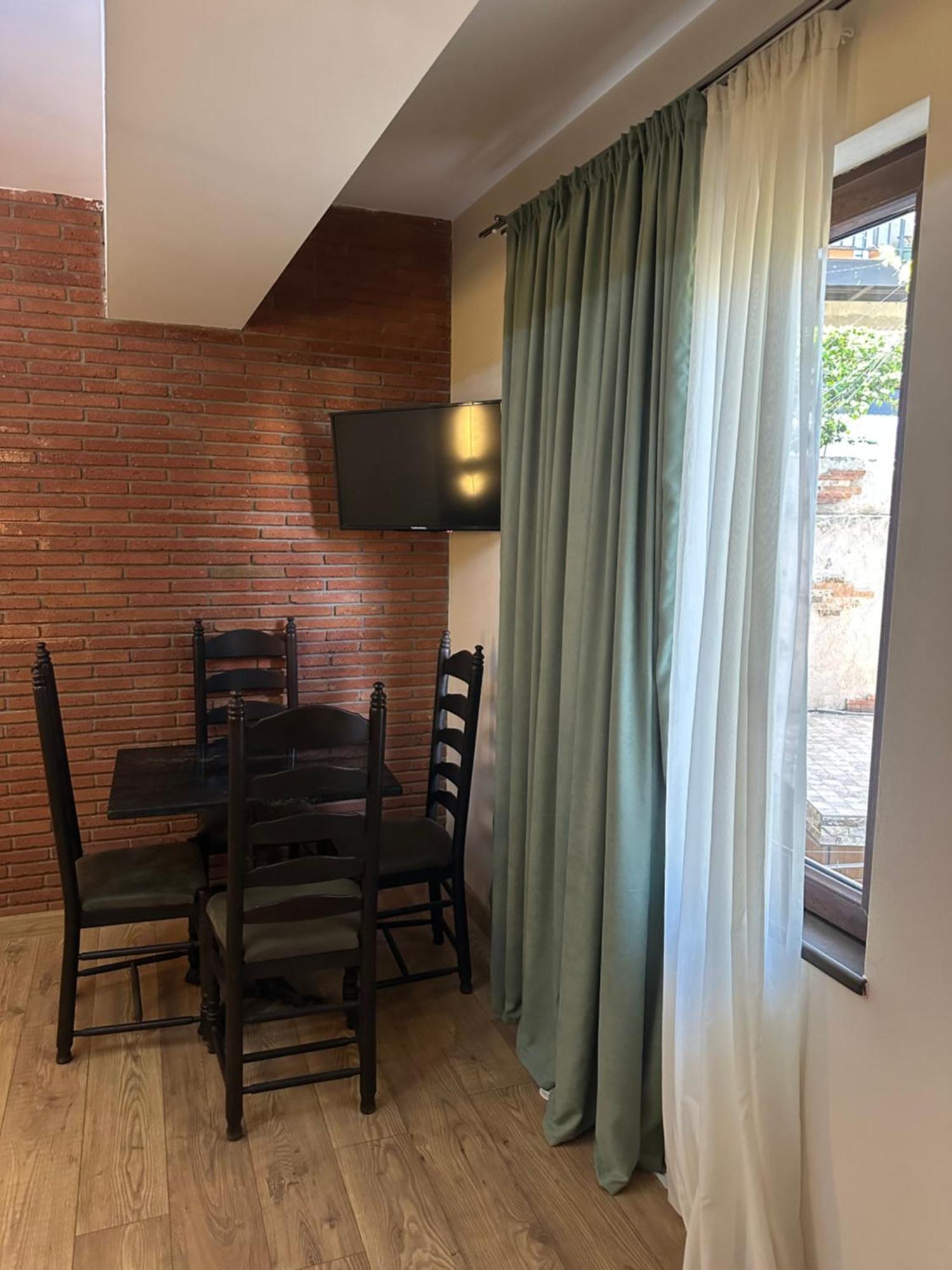 Wine Hills Hotel Tbilisi Exterior photo